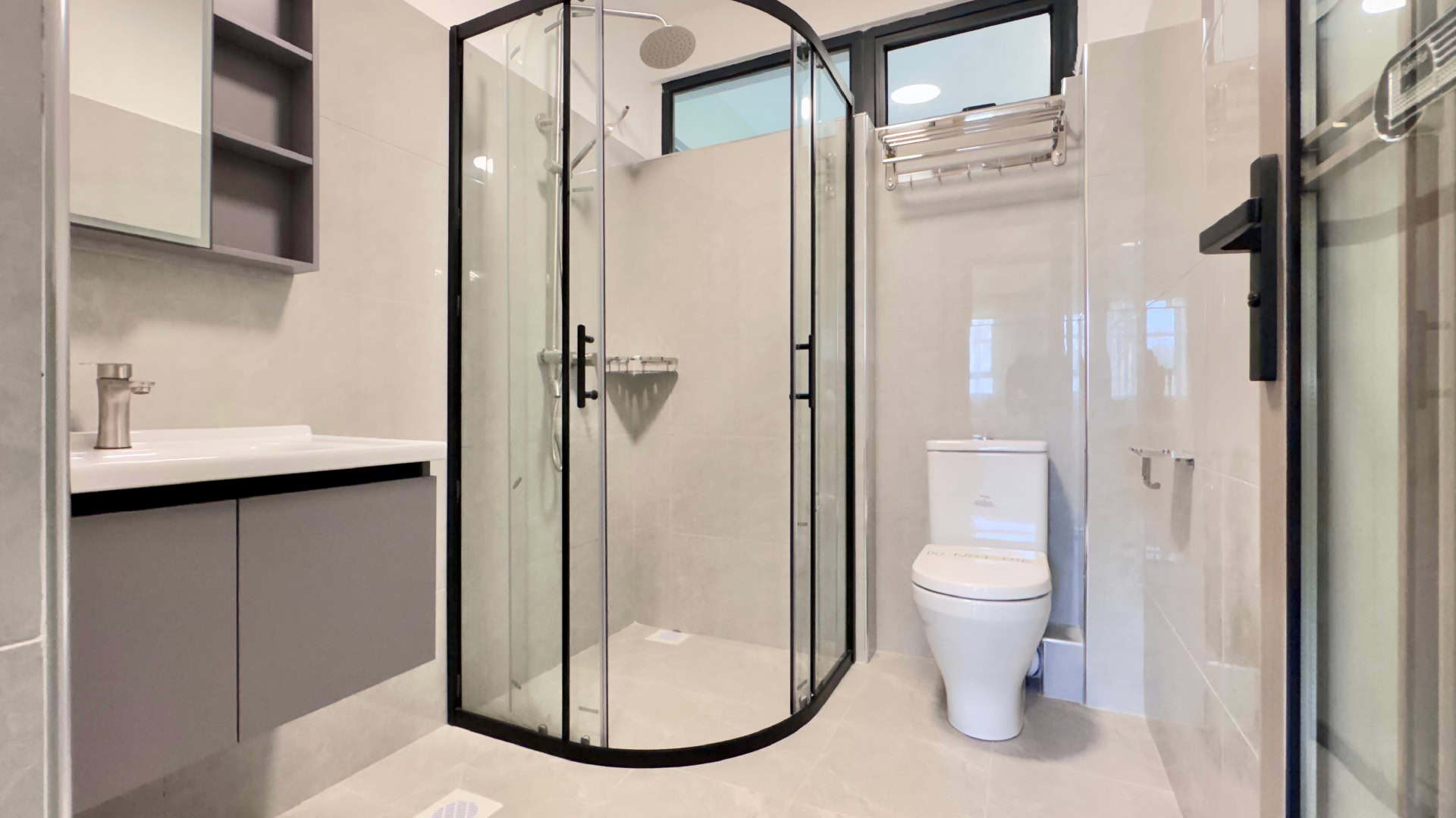 1740395099_bathroom 3 bed-100